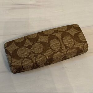 Coach Signature Monogram Hard Clamshell  Glasses Case with lens wipe - NEW